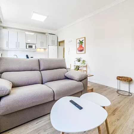 Yubal I By Interhome 拉克鲁斯