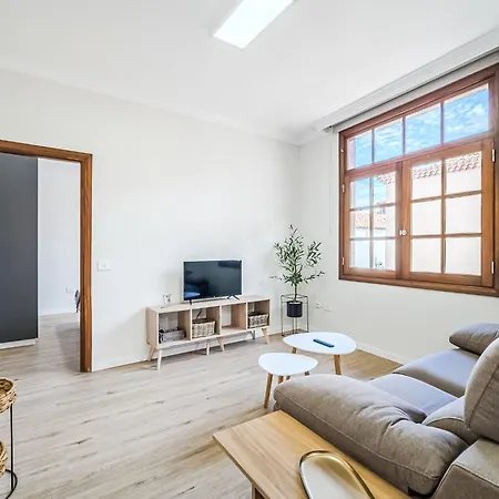 Yubal I By Interhome 拉克鲁斯