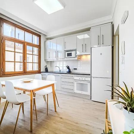 Yubal I By Interhome * 拉克鲁斯