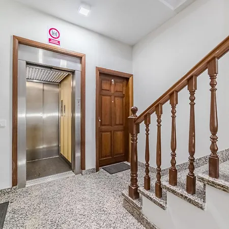 Yubal I By Interhome * 拉克鲁斯